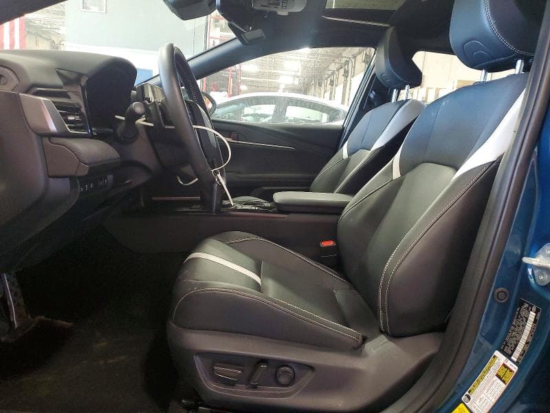 2025 TOYOTA CAMRY SE 7