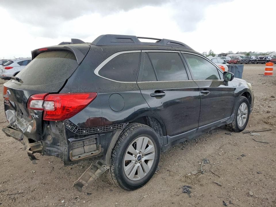 2018 SUBARU OUTBACK 3