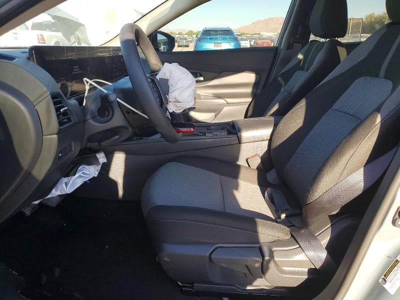 2026 NISSAN SENTRA SV SV 7