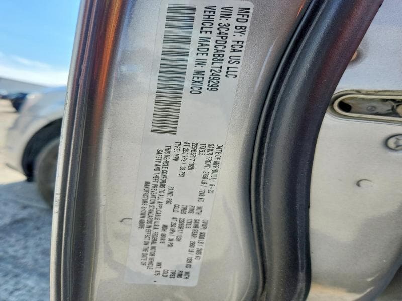 2020 DODGE JOURNEY SE SE 13