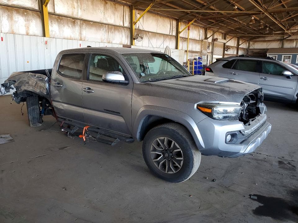 2022 TOYOTA TACOMA TRD SPORT 4