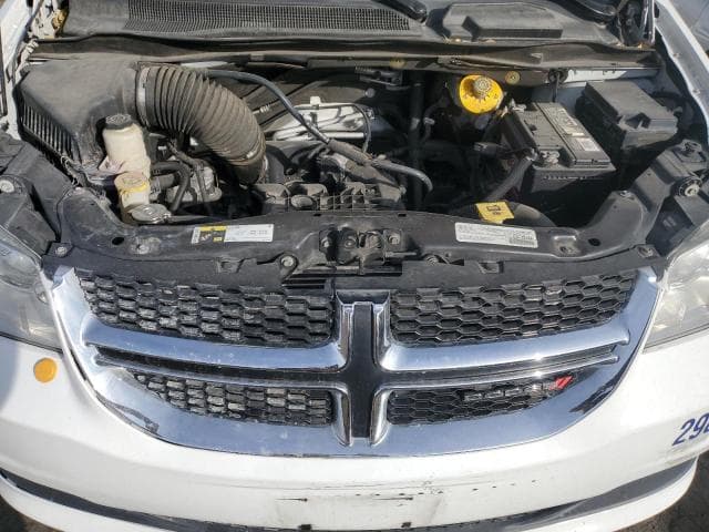 2018 DODGE GRAND CARAVAN SE 12