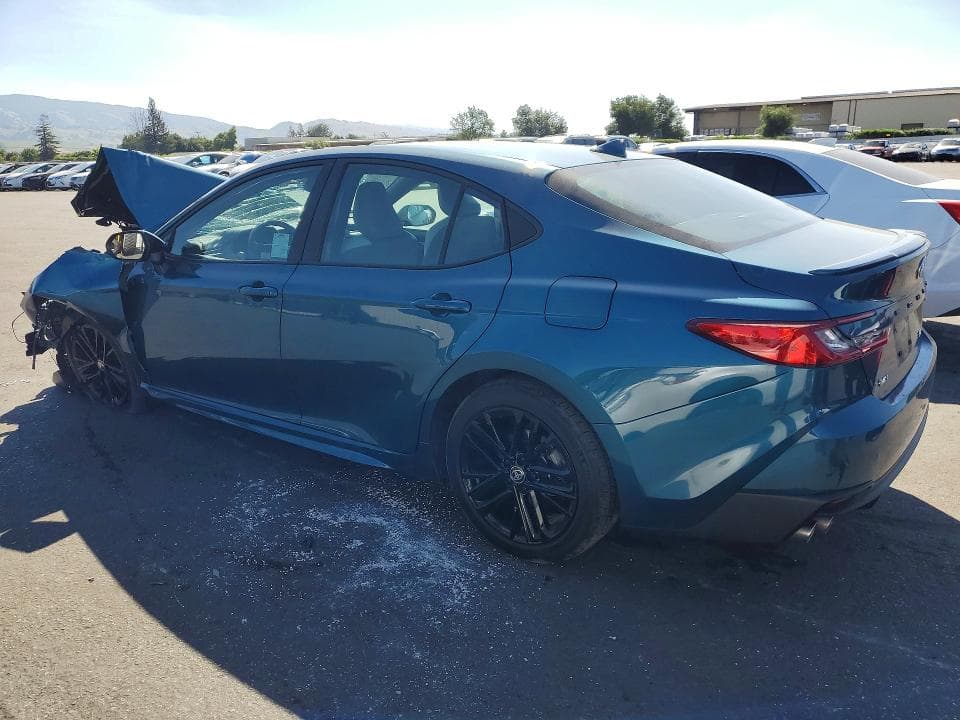 2025 TOYOTA CAMRY SE 2