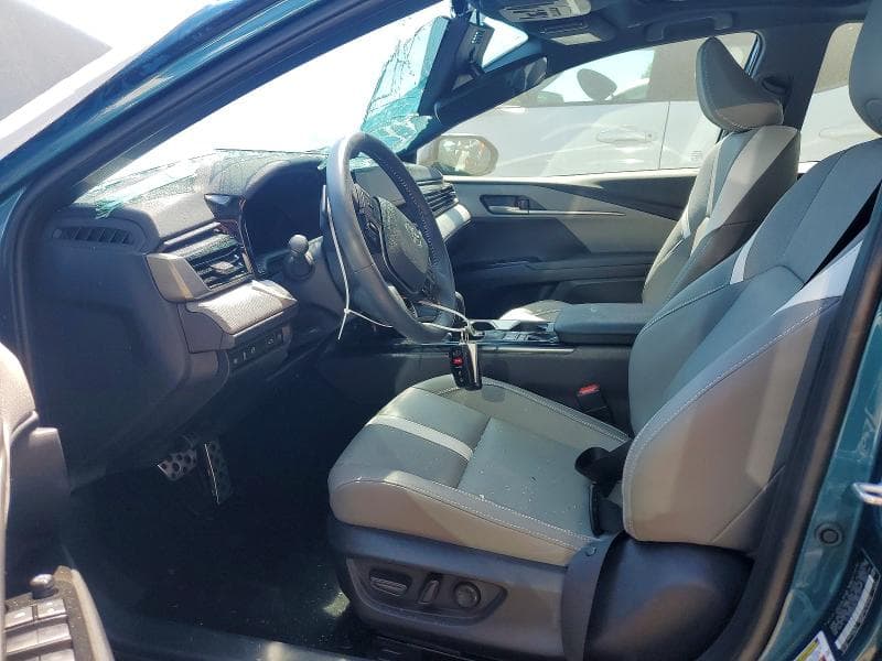 2025 TOYOTA CAMRY SE 7