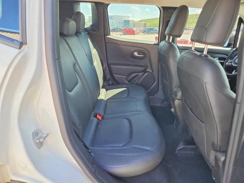 2023 JEEP RENEGADE LIMITED 10