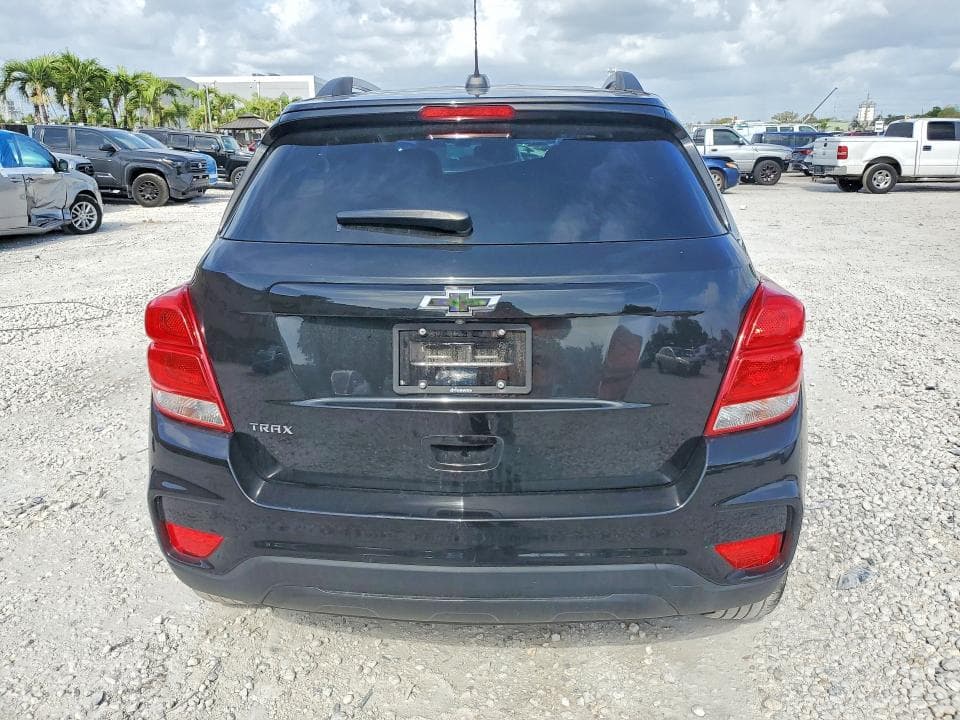 2021 CHEVROLET TRAX 1LT 6