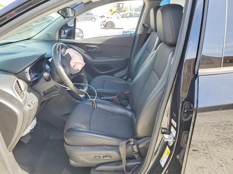 2021 CHEVROLET TRAX 1LT 7