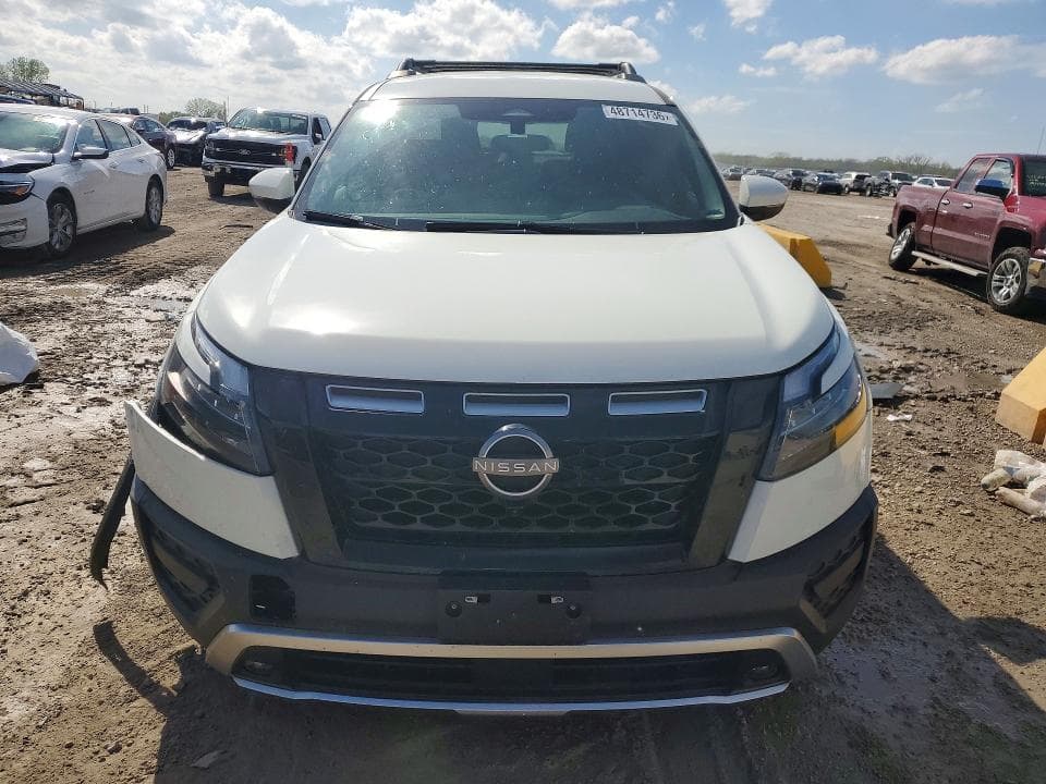 2023 NISSAN PATHFINDER SV 5