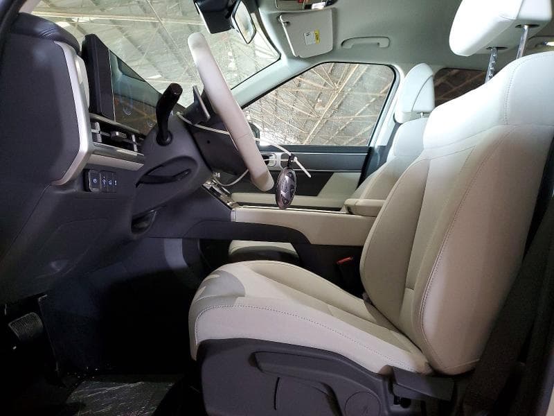 2026 HYUNDAI SANTA FE SE 7