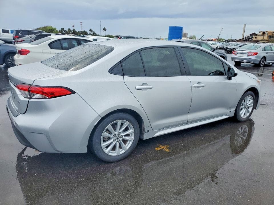 2023 TOYOTA COROLLA LE 3
