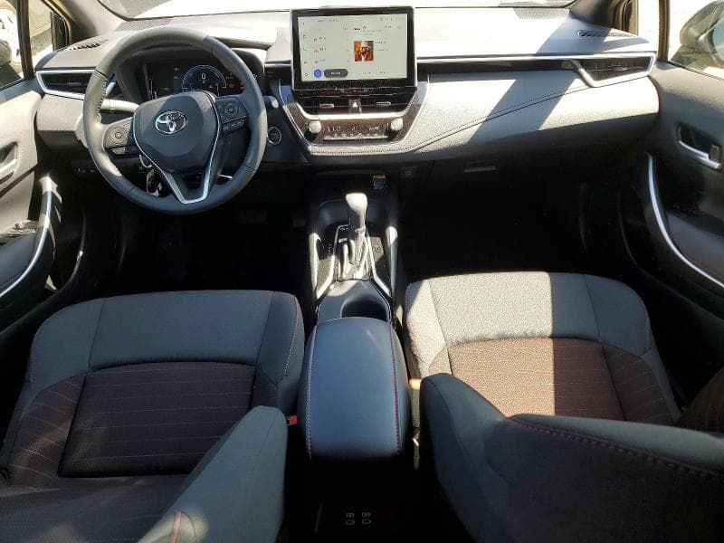 2025 TOYOTA COROLLA HYBRID SE 8