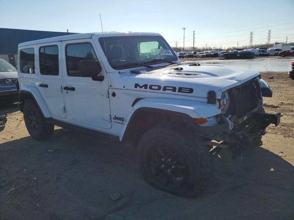 2018 JEEP WRANGLER UNLIMITED SAHARA 4