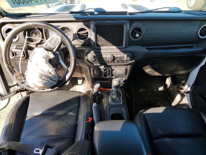 2018 JEEP WRANGLER UNLIMITED SAHARA 8