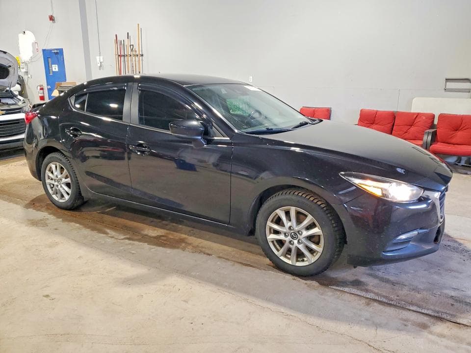 2018 MAZDA 3 GS 4