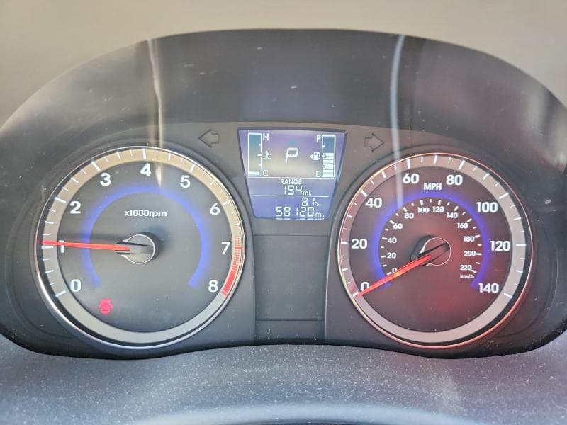 2017 HYUNDAI ACCENT SE 9