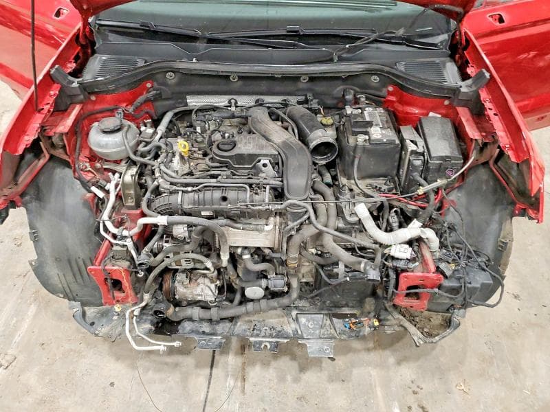 2022 VOLKSWAGEN TAOS SE SE 12