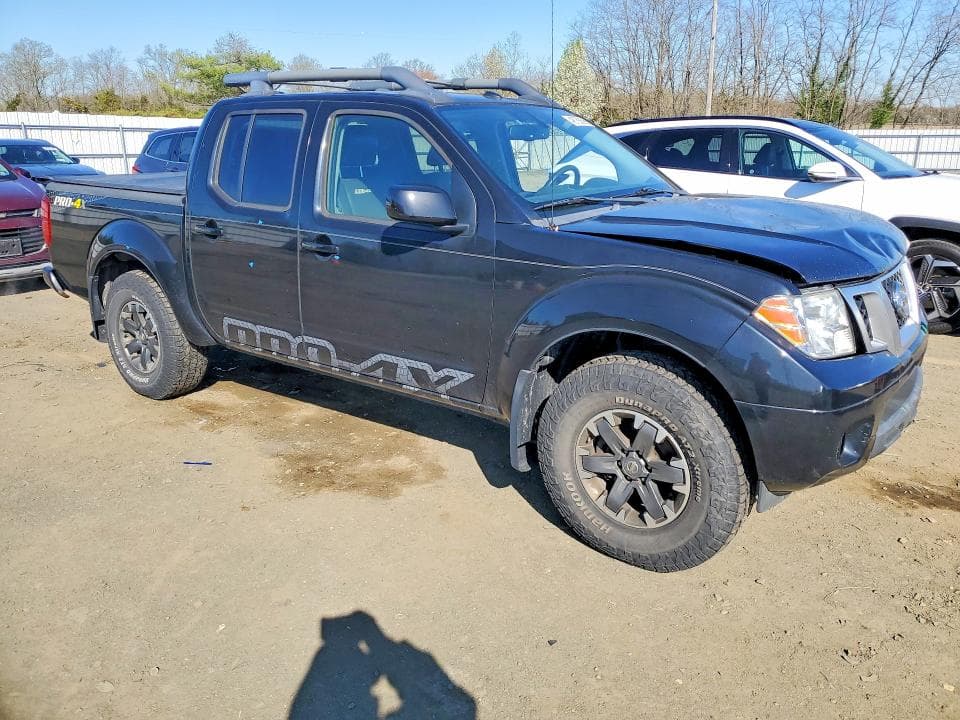 2017 NISSAN FRONTIER PRO-4X PRO-4X 4