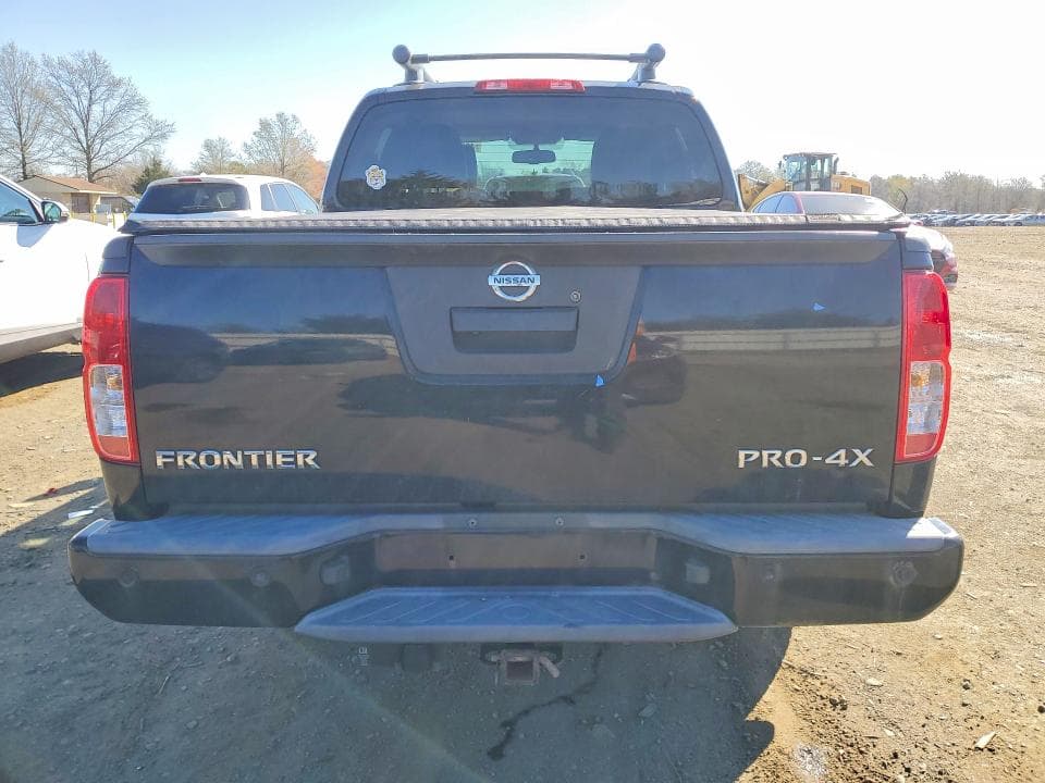 2017 NISSAN FRONTIER PRO-4X PRO-4X 6