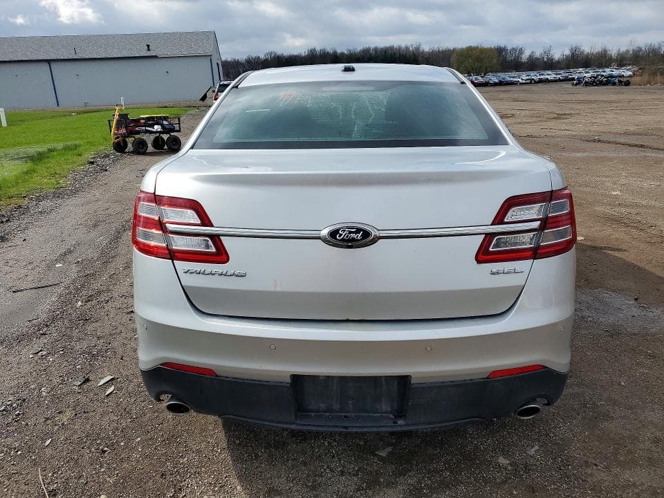 2018 FORD TAURUS SEL 6