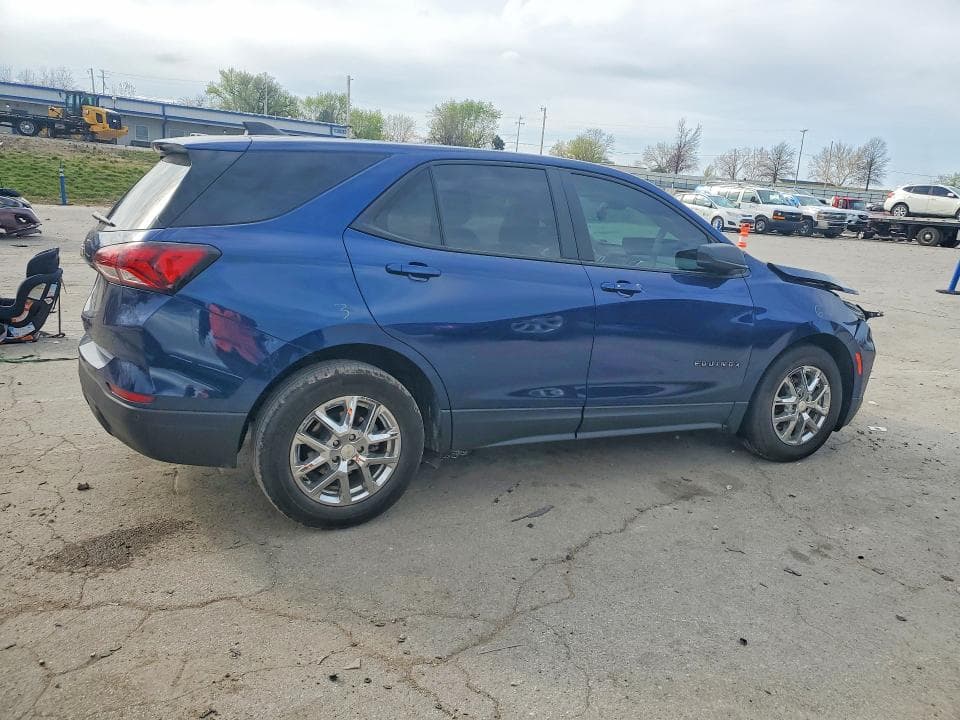 2022 CHEVROLET EQUINOX LS 3