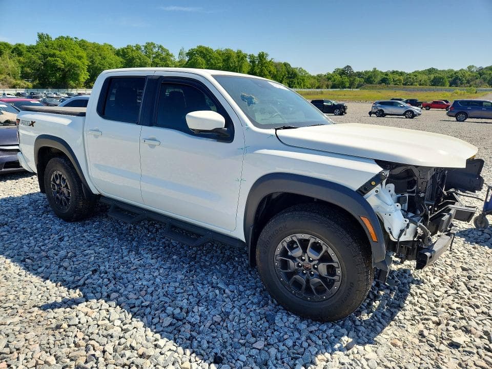 2023 NISSAN FRONTIER PRO-X 4