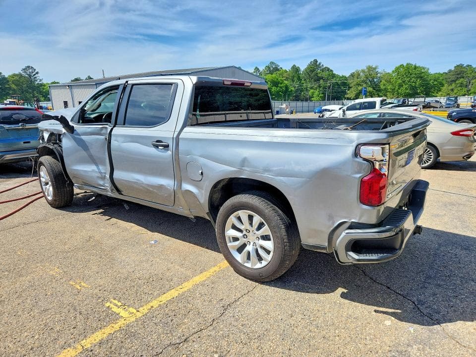 2024 CHEVROLET SILVERADO C1500 CUSTOM 2