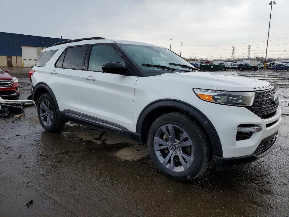2023 FORD EXPLORER XLT 4
