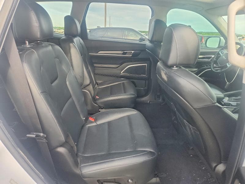 2022 KIA TELLURIDE S S 11