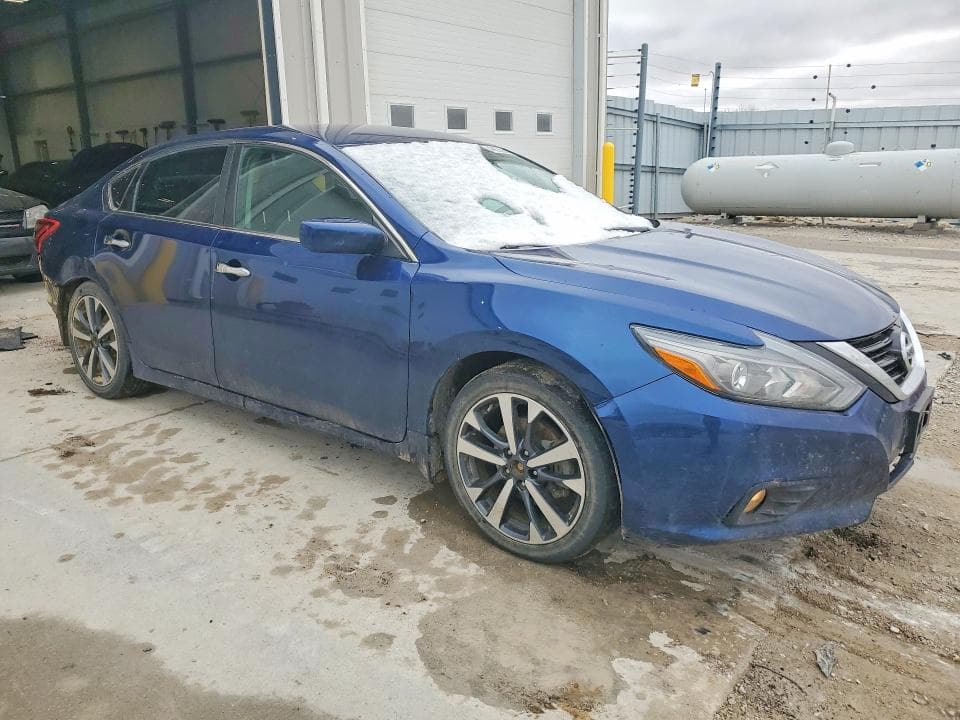 2017 NISSAN ALTIMA 2.5 SR 4
