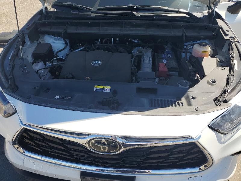2022 TOYOTA HIGHLANDER 12