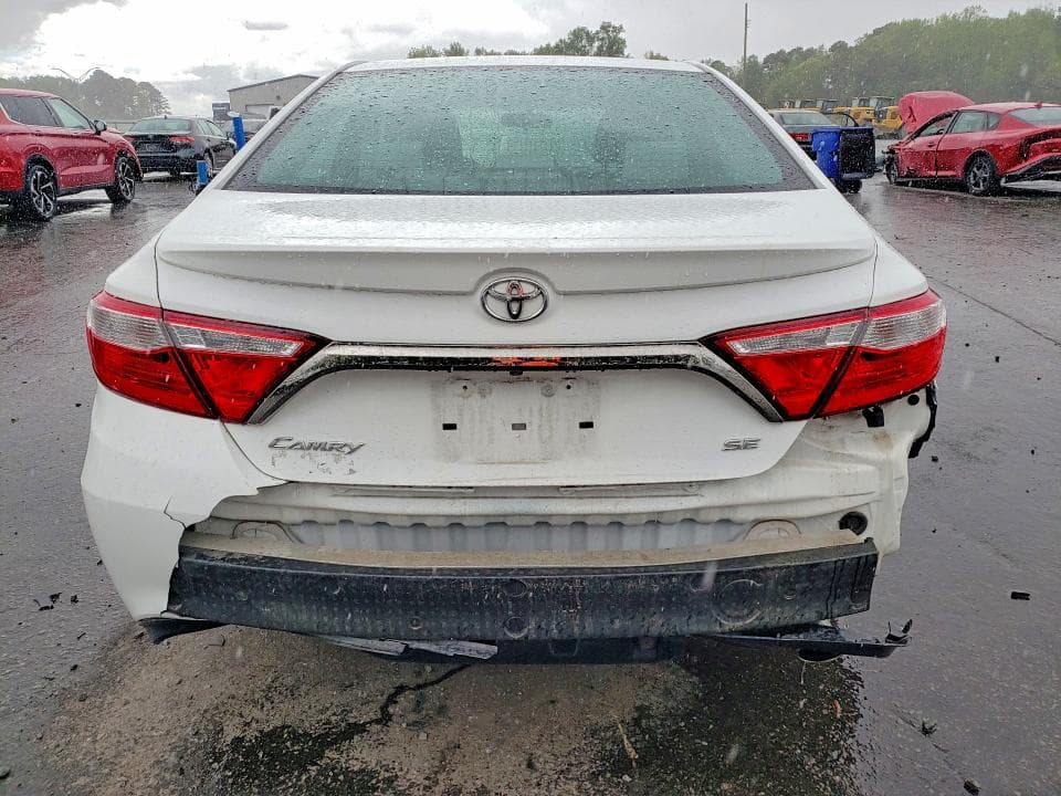 2017 TOYOTA CAMRY SE SE 6