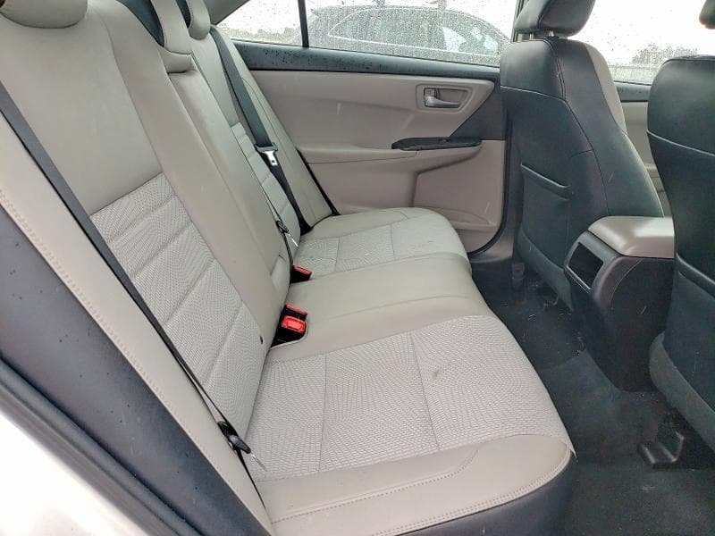 2017 TOYOTA CAMRY SE SE 10