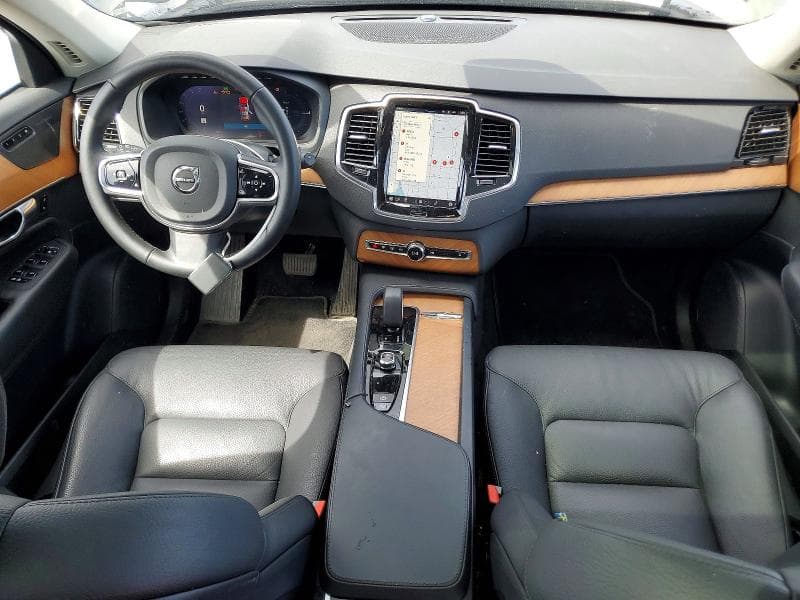 2024 VOLVO XC90 PLUS 8