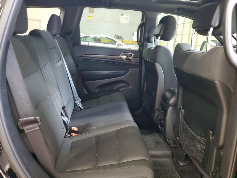 2018 JEEP GRAND CHEROKEE LAREDO 11