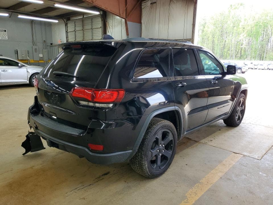 2018 JEEP GRAND CHEROKEE LAREDO 3