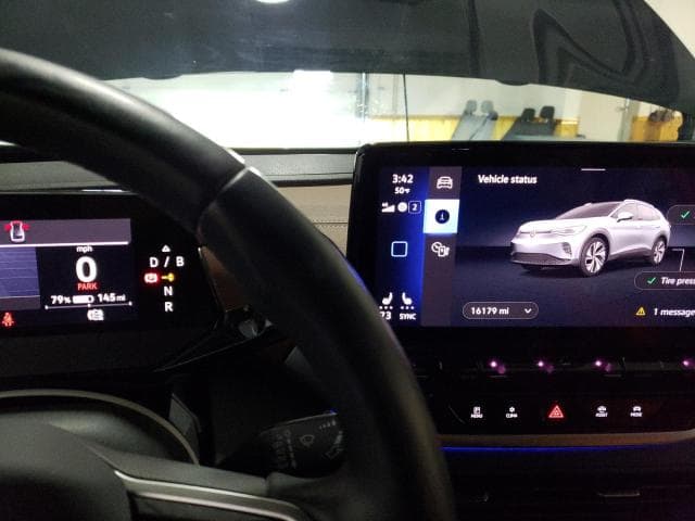 2021 VOLKSWAGEN ID.4 PRO S 9