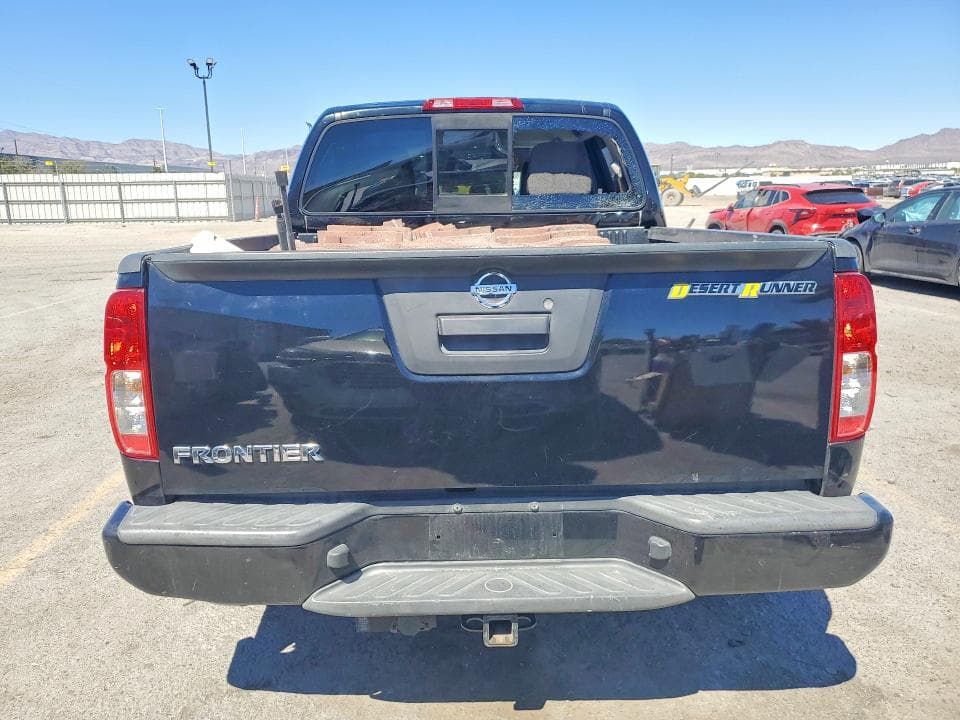 2016 NISSAN FRONTIER DESERT RUNNER 6