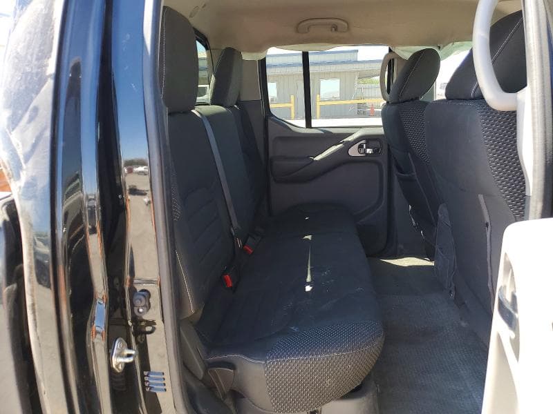 2016 NISSAN FRONTIER DESERT RUNNER 10