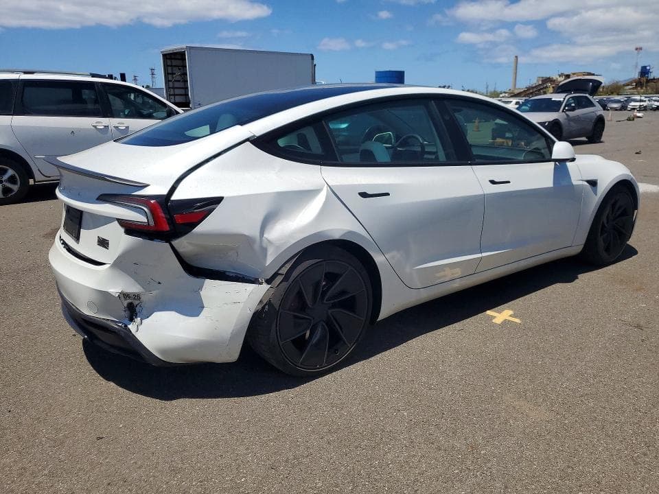 2024 TESLA MODEL 3 3