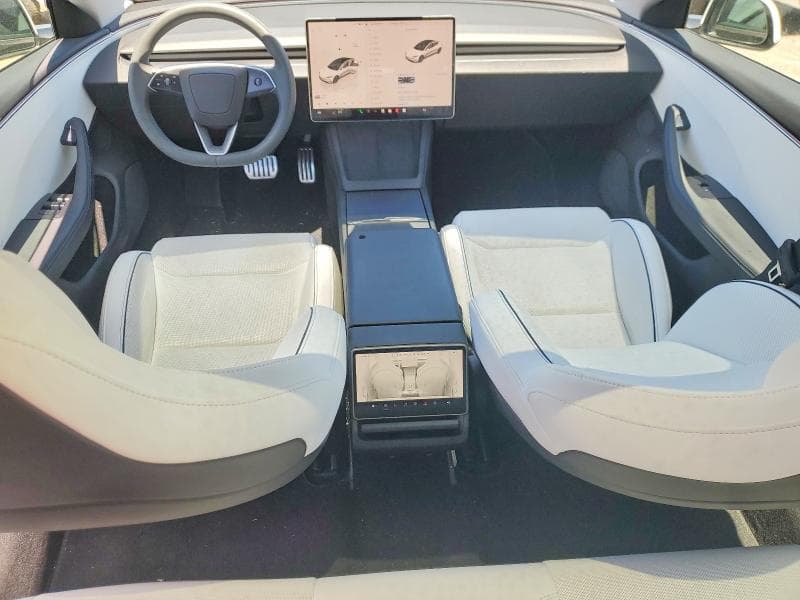 2024 TESLA MODEL 3 8