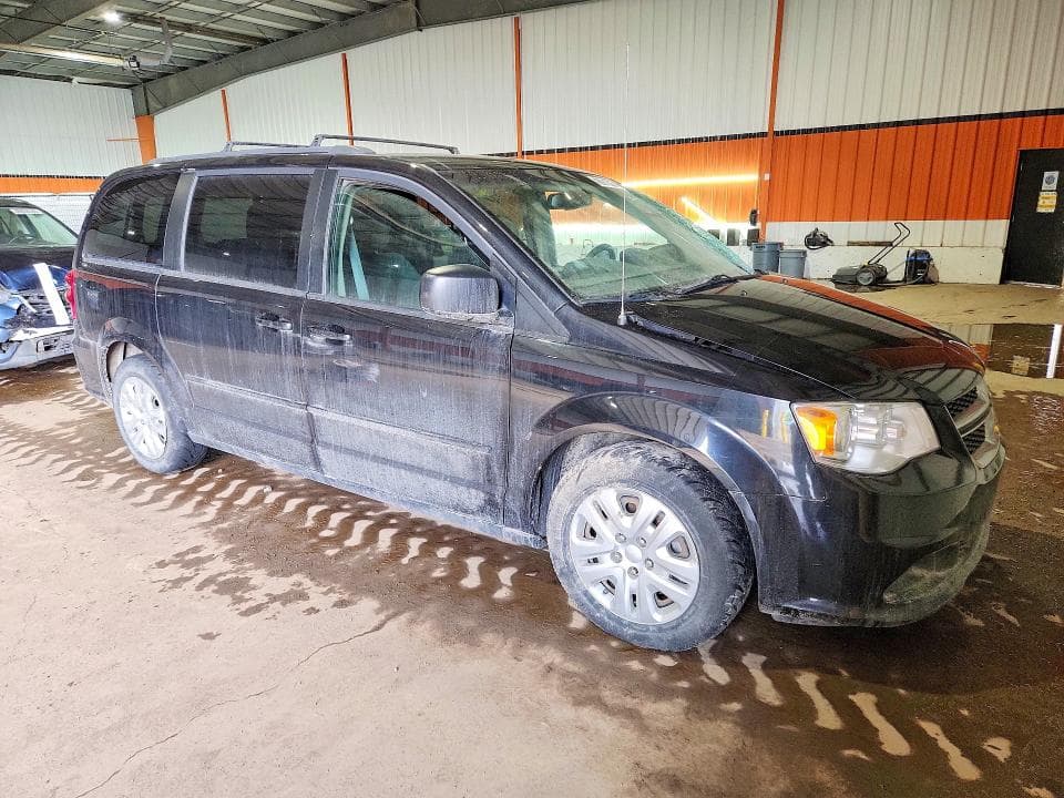 2017 DODGE GRAND CARAVAN SE 4