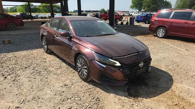 2023 NISSAN ALTIMA SV SV 13