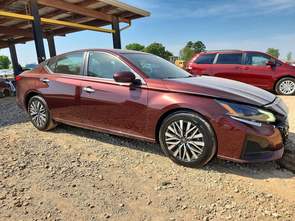 2023 NISSAN ALTIMA SV SV 4