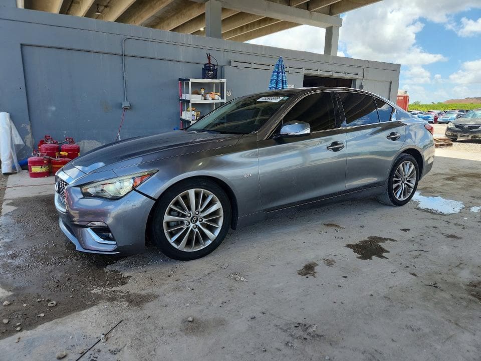 2021 INFINITI Q50 LUXE - 1