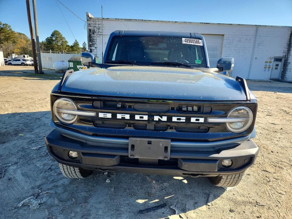 2024 FORD BRONCO OUTER BANKS 5