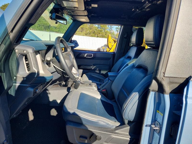 2024 FORD BRONCO OUTER BANKS 7