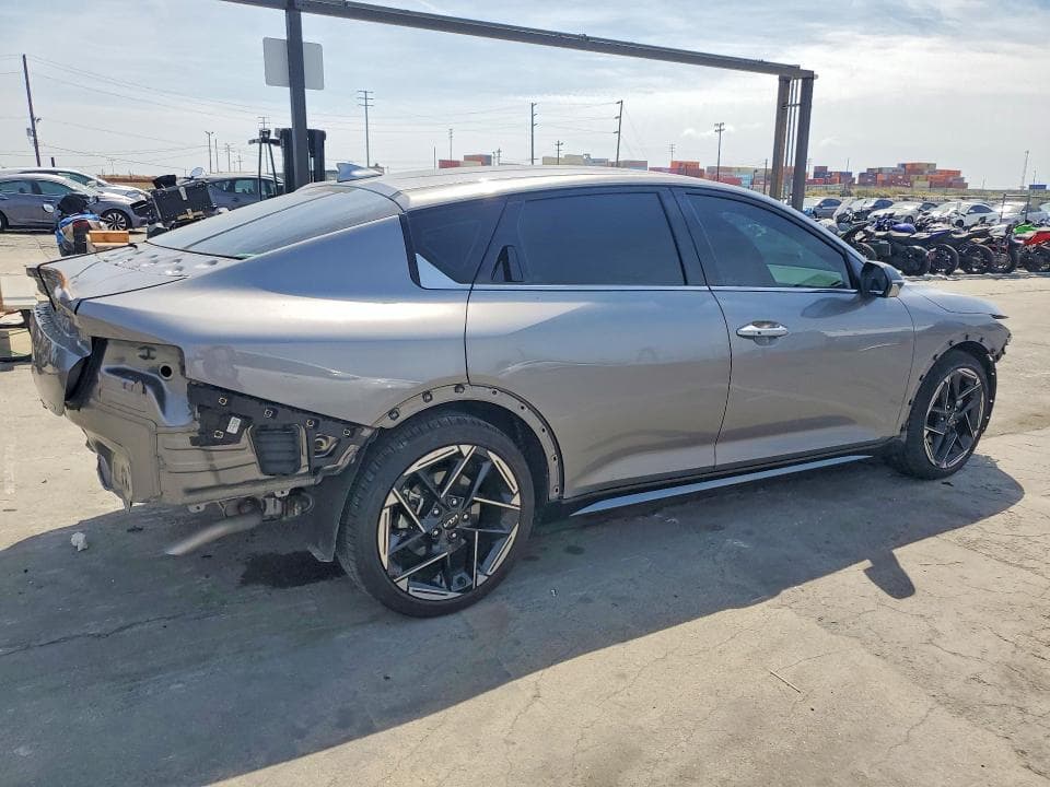 2025 KIA K4 GT-LINE 3