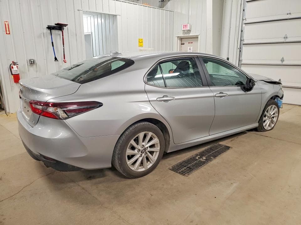 2023 TOYOTA CAMRY LE 3