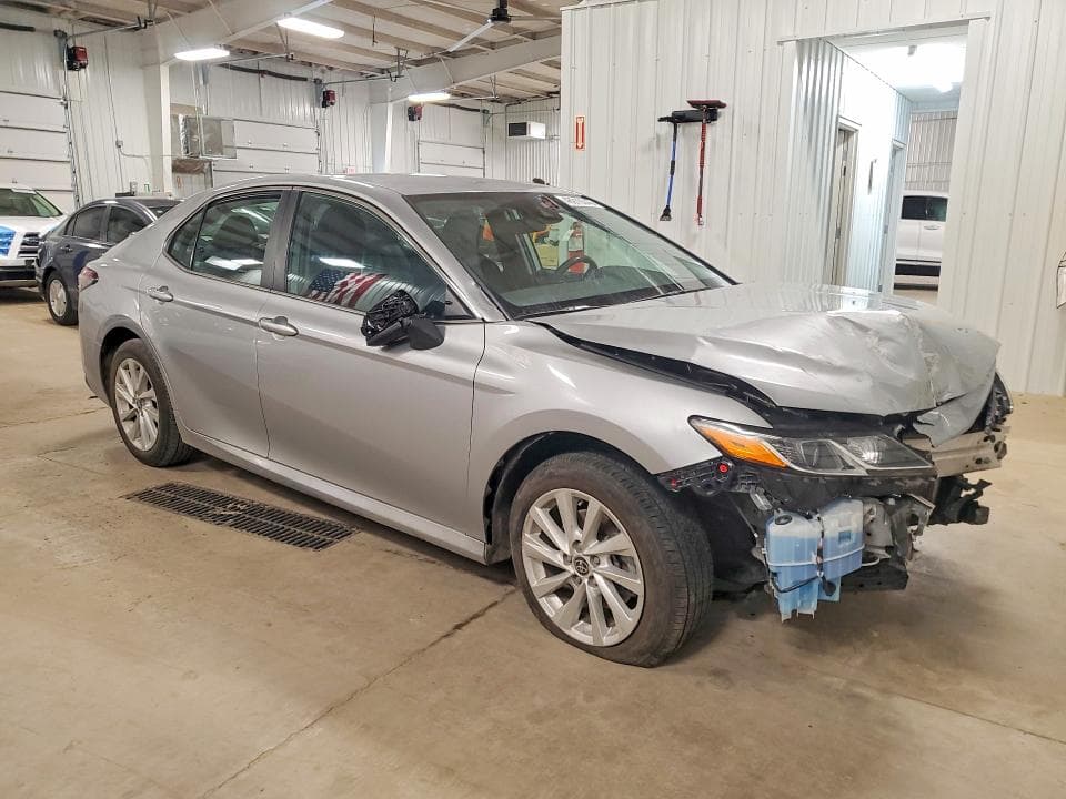 2023 TOYOTA CAMRY LE 4
