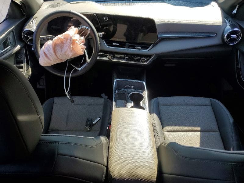 2025 CHEVROLET EQUINOX LT 8